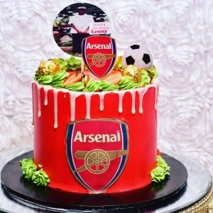 Arsenal Cake | bakers-mark