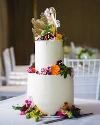simple wedding cake design in Nakuru